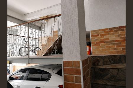Casa à venda com 288m², 6 quartos e 2 vagas Casa à venda com 288m², 6 quartos e 2 vagasGaragem