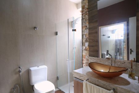 Apartamento para alugar com 98m², 3 quartos e 2 vagas Apartamento para alugar com 98m², 3 quartos e 2 vagasBanheiro