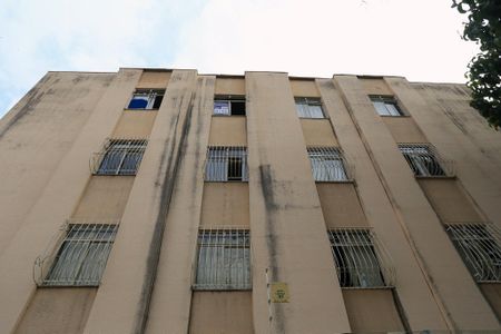 Apartamento para alugar com 98m², 3 quartos e 2 vagas Apartamento para alugar com 98m², 3 quartos e 2 vagasFachada com Plaquinha