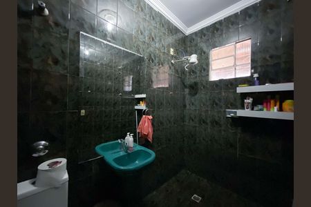 Casa à venda com 110m², 2 quartos e 1 vaga Casa à venda com 110m², 2 quartos e 1 vagaBanheiro
