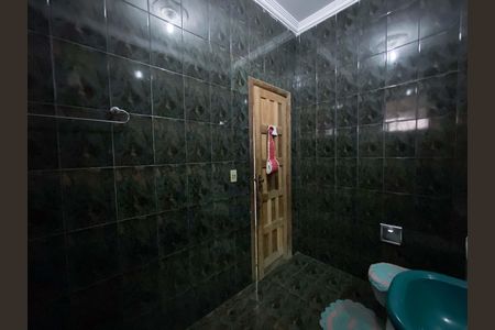 Casa à venda com 110m², 2 quartos e 1 vaga Casa à venda com 110m², 2 quartos e 1 vagaBanheiro