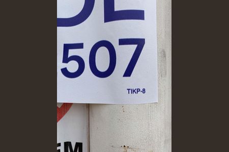 Casa à venda com 110m², 2 quartos e 1 vaga Casa à venda com 110m², 2 quartos e 1 vagaplaquinha instalada TIKP-8