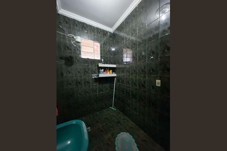 Casa à venda com 110m², 2 quartos e 1 vaga Casa à venda com 110m², 2 quartos e 1 vagaBanheiro