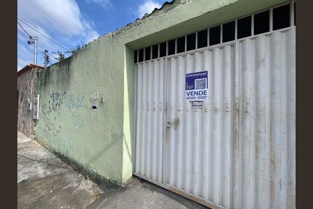 Casa à venda com 110m², 2 quartos e 1 vaga Casa à venda com 110m², 2 quartos e 1 vagaplaquinha instalada TIKP-8