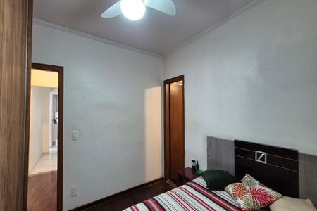 Casa à venda com 180m², 3 quartos e 3 vagasQuarto 3 - Suíte
