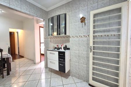 Casa à venda com 180m², 3 quartos e 3 vagasCozinha 