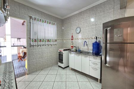 Casa à venda com 180m², 3 quartos e 3 vagasCozinha 