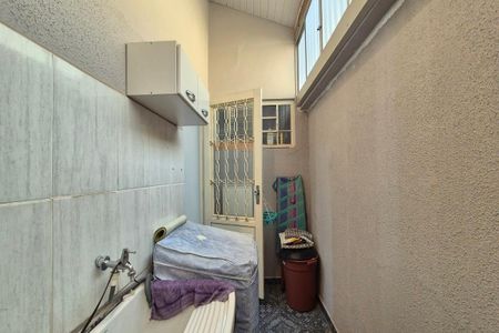 Casa à venda com 180m², 3 quartos e 3 vagasÁrea de Serviço