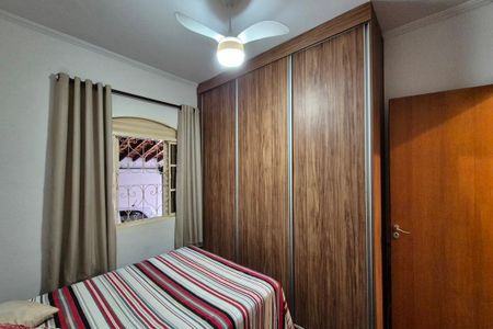 Casa à venda com 180m², 3 quartos e 3 vagasQuarto 3 - Suíte