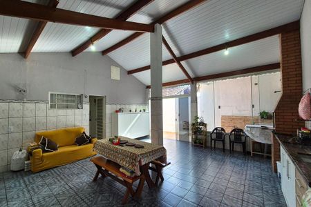 Casa à venda com 180m², 3 quartos e 3 vagasÁrea comum - Gourmet