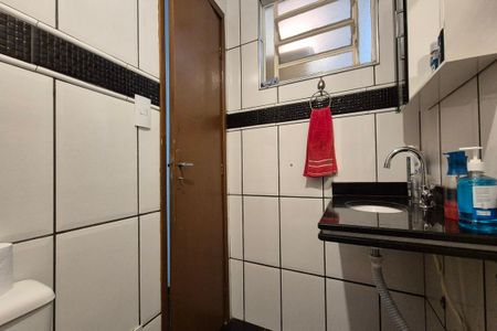 Casa à venda com 180m², 3 quartos e 3 vagasBanheiro da Suíte