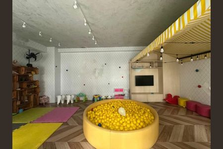 Apartamento à venda com 33m², 2 quartos e 1 vaga