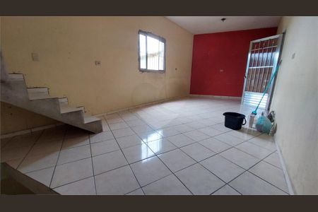 Casa à venda com 2 quartos, 120m² em Sítio Barrocada, São Paulo