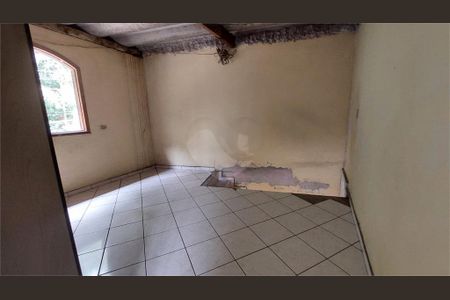 Casa à venda com 2 quartos, 120m² em Sítio Barrocada, São Paulo