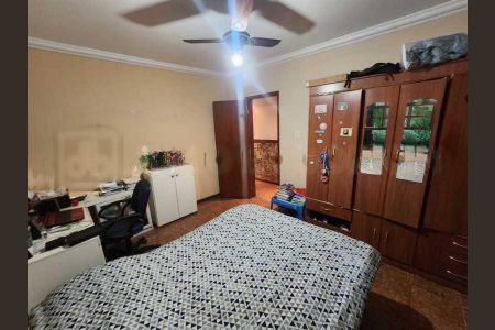 Casa à venda com 258m², 3 quartos e 3 vagas