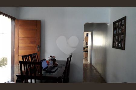 Casa à venda com 2 quartos, 128m² em Jardim São Jorge, São Paulo