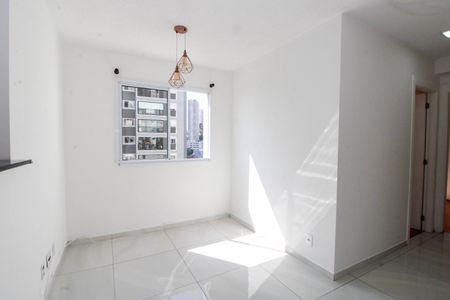 Sala  de apartamento para alugar com 2 quartos, 42m² em Parque Reboucas, São Paulo