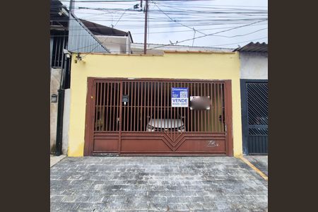Casa à venda com 125m², 3 quartos e 2 vagasFachada