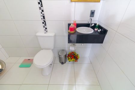 Casa à venda com 125m², 3 quartos e 2 vagasBanheiro de serviço