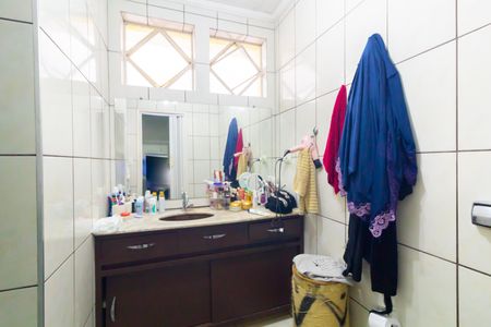 Casa à venda com 125m², 3 quartos e 2 vagasBanheiro