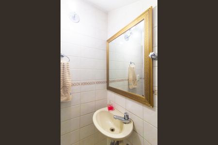Casa à venda com 125m², 3 quartos e 2 vagasLavabo