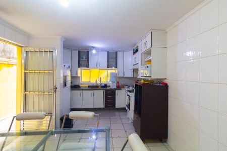 Casa à venda com 125m², 3 quartos e 2 vagasCozinha