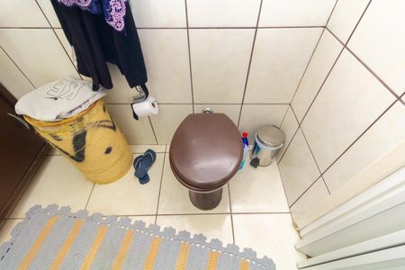 Casa à venda com 125m², 3 quartos e 2 vagasBanheiro