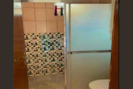 Casa à venda com 125m², 4 quartos e 9 vagas