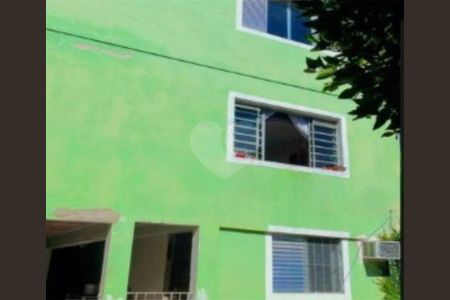 Casa à venda com 125m², 4 quartos e 9 vagas