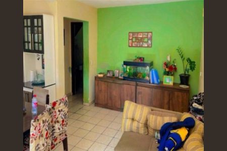 Casa à venda com 125m², 4 quartos e 9 vagas