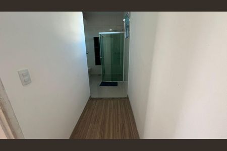 Casa para alugar com 304m², 5 quartos e 3 vagas Casa para alugar com 304m², 5 quartos e 3 vagasCorredor
