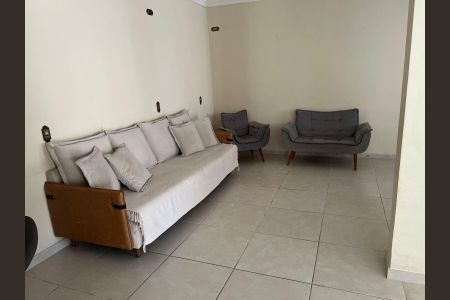 Casa para alugar com 304m², 5 quartos e 3 vagas Casa para alugar com 304m², 5 quartos e 3 vagasSala