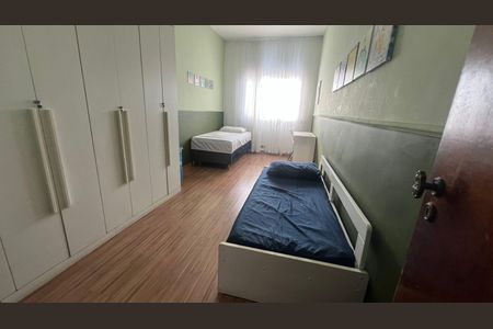 Casa para alugar com 304m², 5 quartos e 3 vagas Casa para alugar com 304m², 5 quartos e 3 vagasQuarto 5