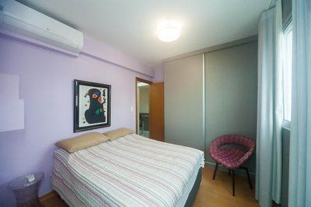 Apartamento para alugar com 87m², 2 quartos e 2 vagassuite 