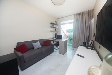 Sala de TV de apartamento para alugar com 2 quartos, 87m² em Sion, Belo Horizonte