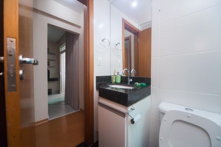 Apartamento para alugar com 87m², 2 quartos e 2 vagasbanheiro semi suite / social 