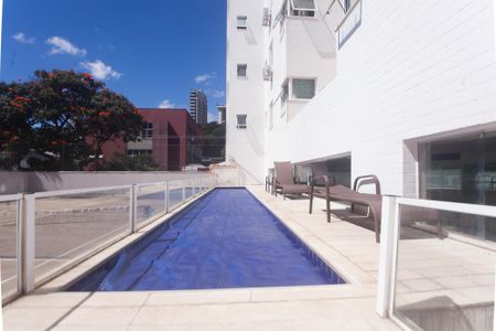 Apartamento para alugar com 87m², 2 quartos e 2 vagasÁrea comum - Piscina