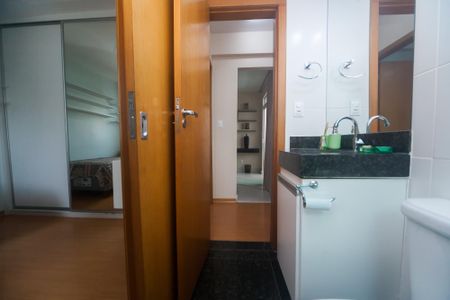 Apartamento para alugar com 87m², 2 quartos e 2 vagasbanheiro semi suite / social 