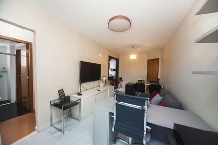 Apartamento para alugar com 87m², 2 quartos e 2 vagassala