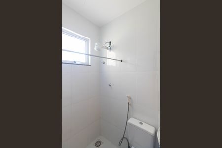 Casa de condomínio para alugar com 75m², 2 quartos e 1 vaga Casa de condomínio para alugar com 75m², 2 quartos e 1 vagaBanheiro do Quarto 1