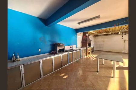 Casa à venda com 337m², 5 quartos e 6 vagas