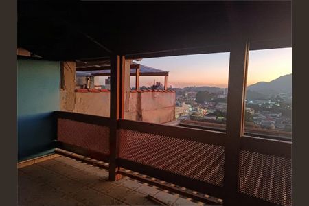 Casa à venda com 337m², 5 quartos e 6 vagas