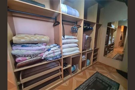 Casa à venda com 337m², 5 quartos e 6 vagas