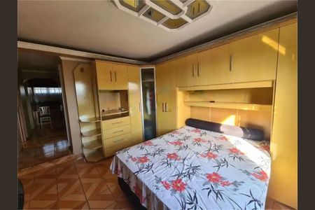 Casa à venda com 337m², 5 quartos e 6 vagas