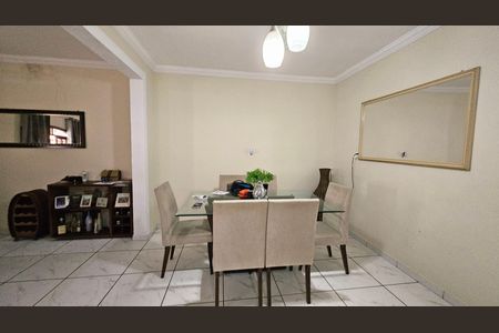 Casa para alugar com 348m², 3 quartos e 2 vagas