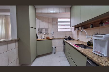 Apartamento à venda com 75m², 2 quartos e 1 vaga Apartamento à venda com 75m², 2 quartos e 1 vagaCozinha