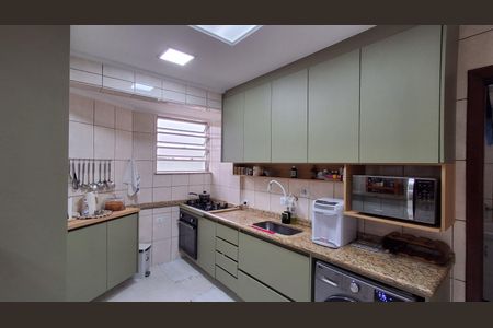 Apartamento à venda com 75m², 2 quartos e 1 vaga Apartamento à venda com 75m², 2 quartos e 1 vagaCozinha