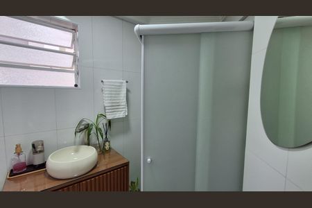 Apartamento à venda com 75m², 2 quartos e 1 vaga Apartamento à venda com 75m², 2 quartos e 1 vagaBanheiro Social