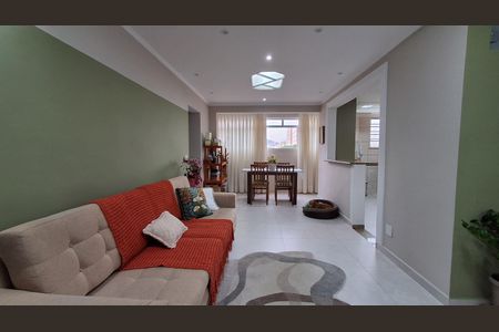 Apartamento à venda com 75m², 2 quartos e 1 vaga Apartamento à venda com 75m², 2 quartos e 1 vagaSala