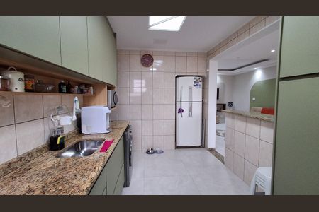 Apartamento à venda com 75m², 2 quartos e 1 vaga Apartamento à venda com 75m², 2 quartos e 1 vagaCozinha